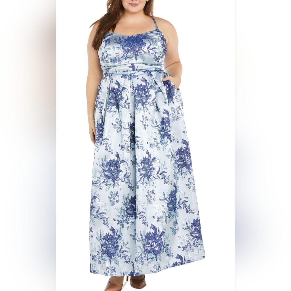 Morgan & Co. Women's Juniors Blue Sleeveless Floral Gown Dress Plus.